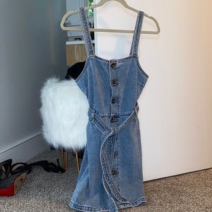 Button down denim dress size S. Worn once.